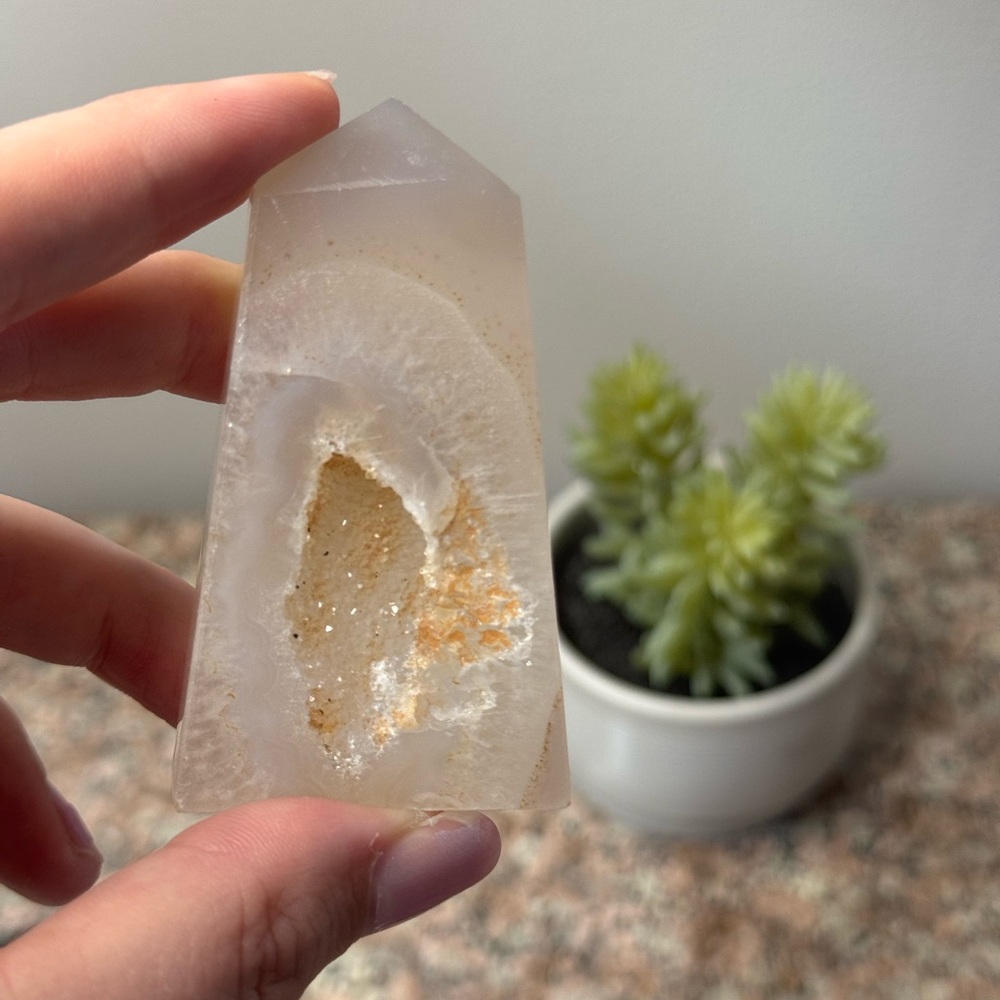 Druzy Agate Tower
